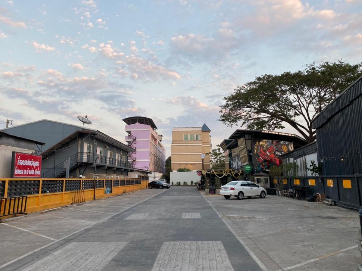 Sun Moon Hotel Loei Bagian luar foto