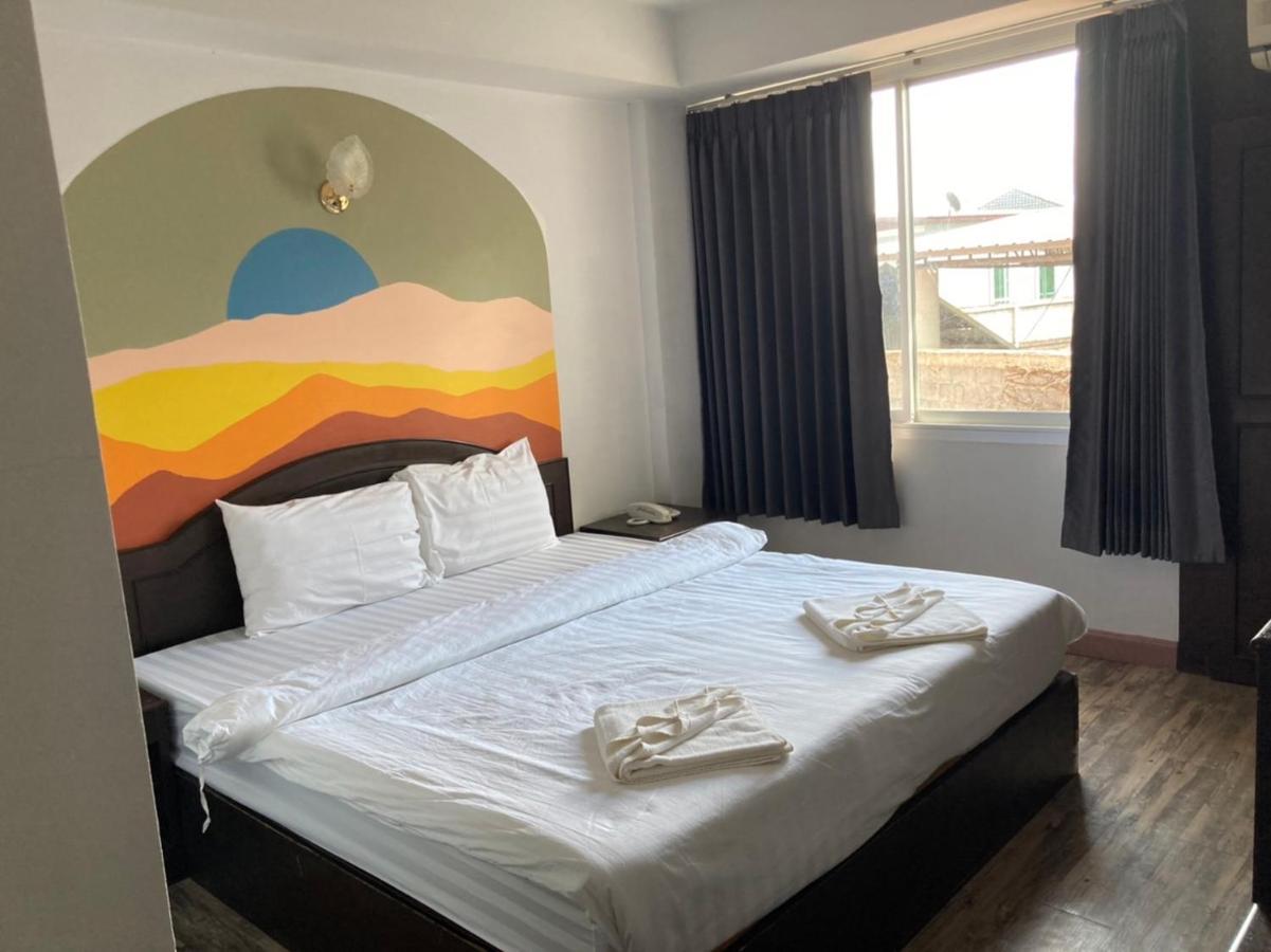 Sun Moon Hotel Loei Bagian luar foto